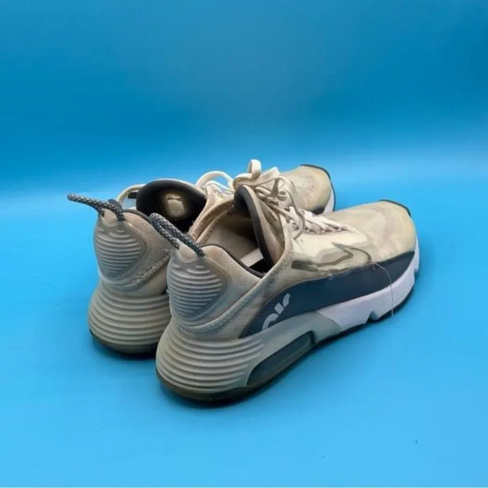 Nike Air Max 2090 Sneakers - Cream and Gray‎